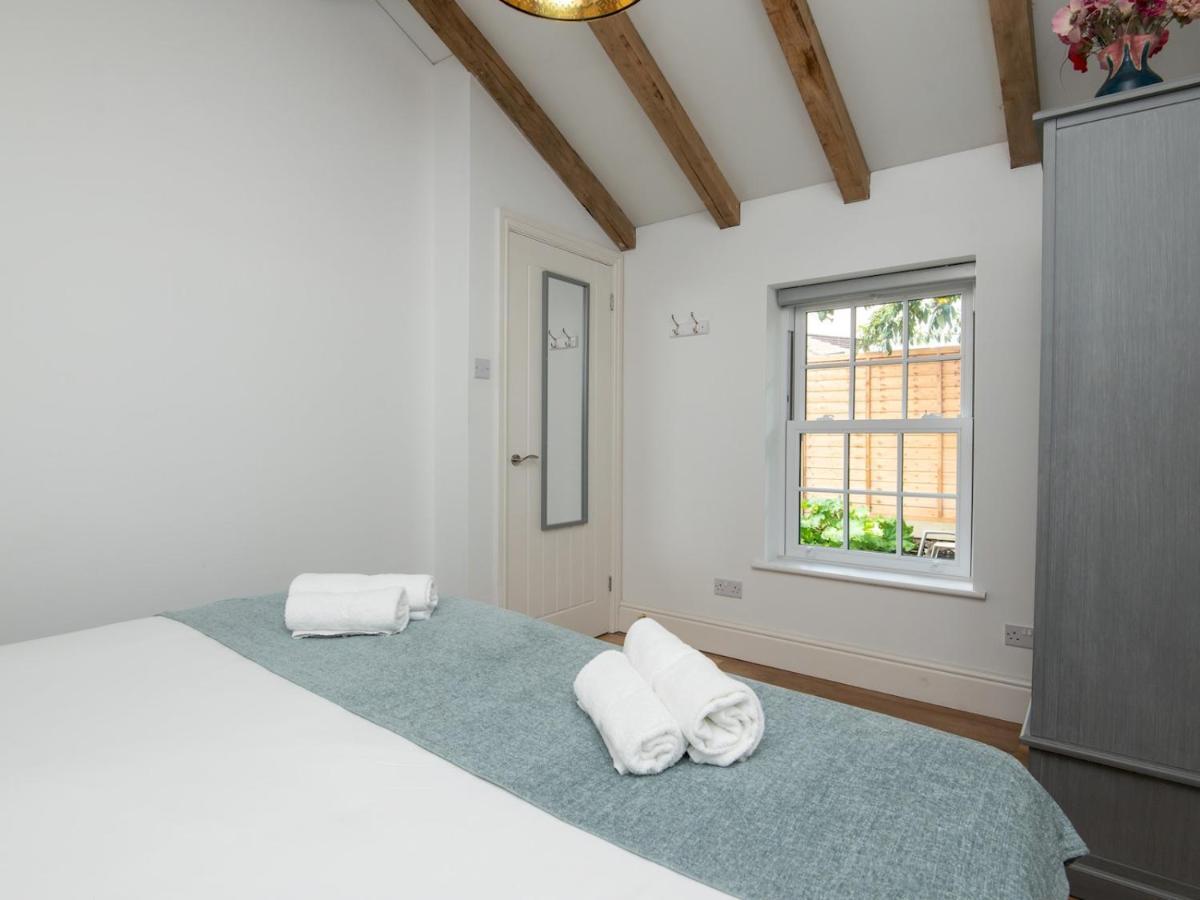 Pass The Keys Charming Garden Cottage With Parking Bath Dış mekan fotoğraf